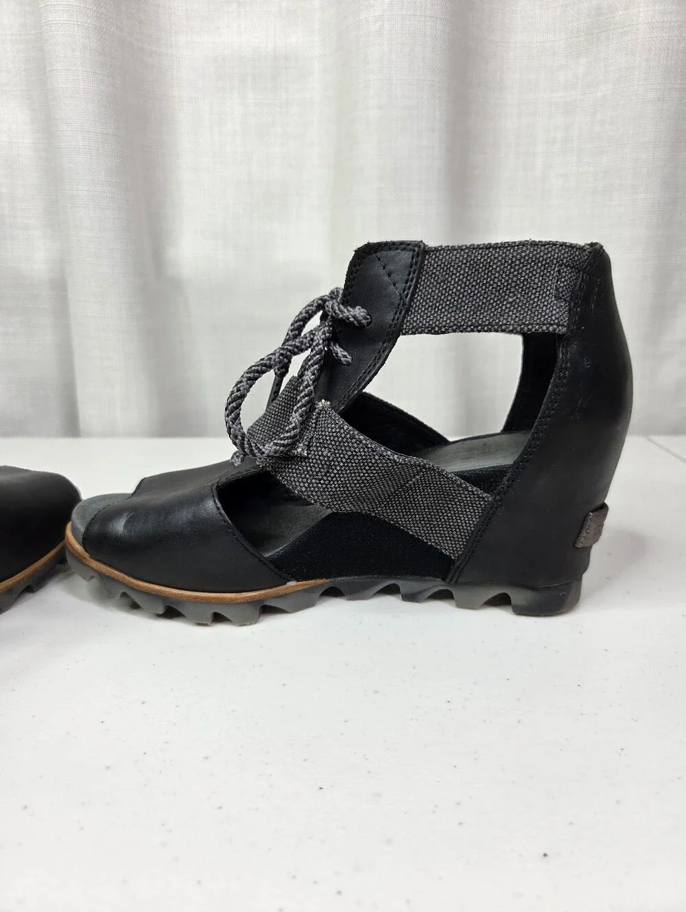 Sorel Joanie Leather Lace Up Wedge Sandals Women's Black Open-Toe